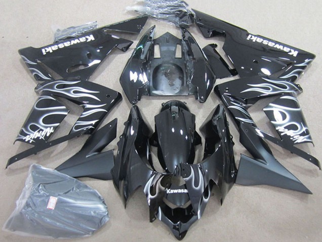 2004-2005 Kawasaki ZX10R Motorcycle Fairings - Black with White Flame